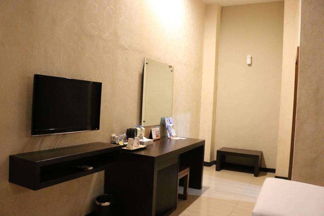 Hotel Roditha Banjarbaru Banjarmasin  Ngoại thất bức ảnh
