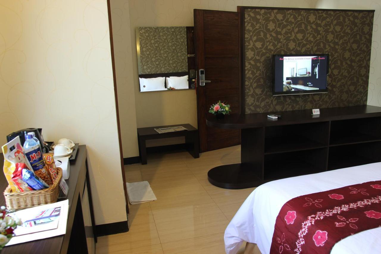 Hotel Roditha Banjarbaru Banjarmasin  Ngoại thất bức ảnh