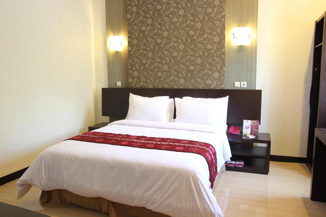 Hotel Roditha Banjarbaru Banjarmasin  Phòng bức ảnh
