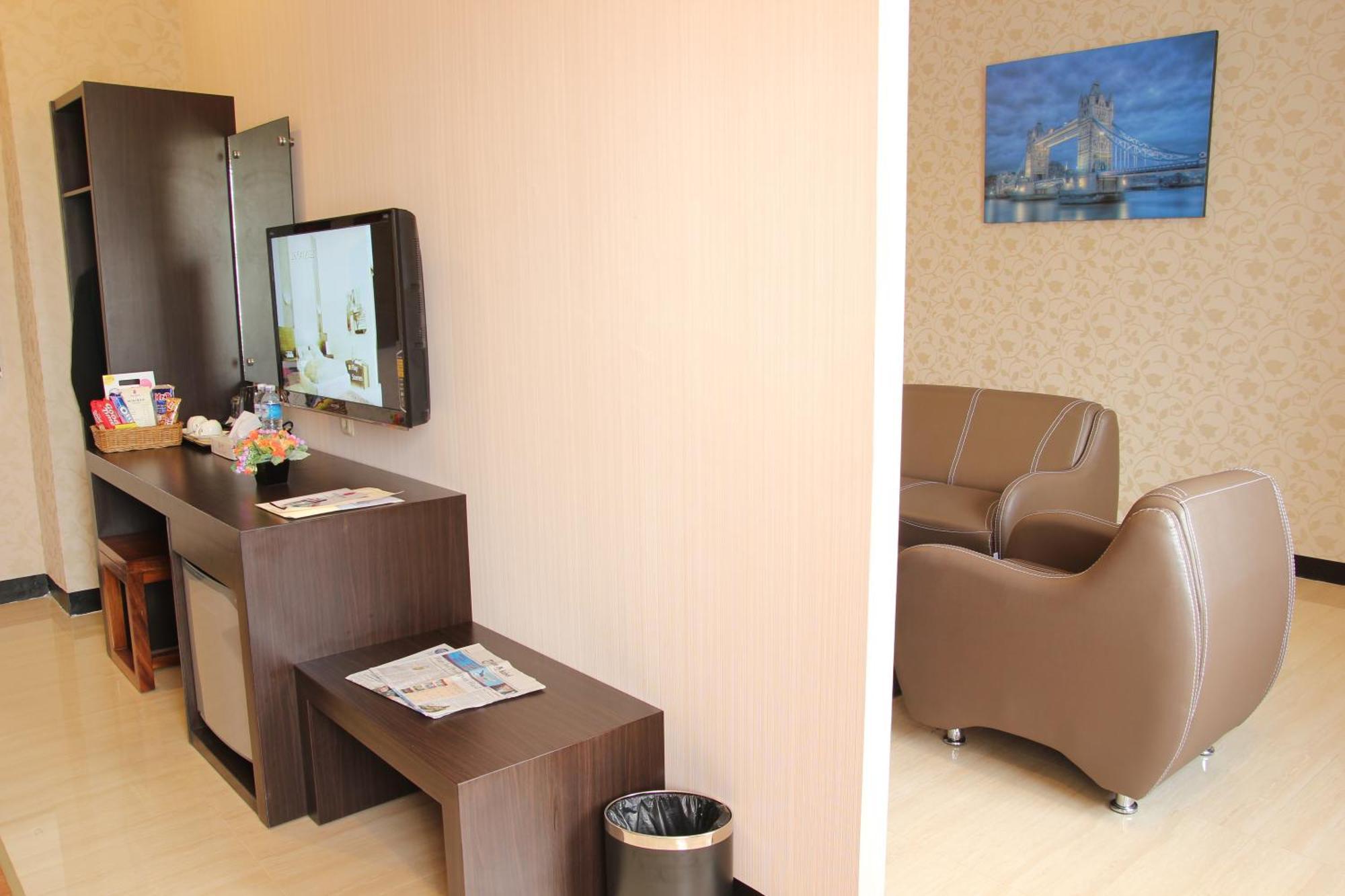Hotel Roditha Banjarbaru Banjarmasin  Phòng bức ảnh