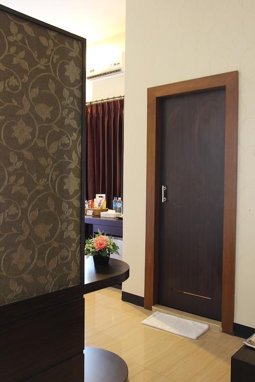 Hotel Roditha Banjarbaru Banjarmasin  Phòng bức ảnh