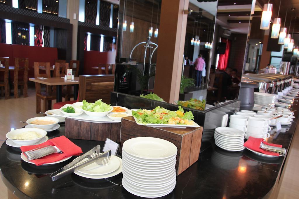 Hotel Roditha Banjarbaru Banjarmasin  Ngoại thất bức ảnh